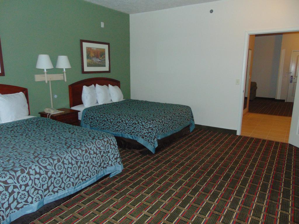 Days Inn By Wyndham Pentwater Extérieur photo